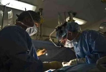 Cirurgia robótica para prótese de joelho: realidade próxima para mineiros